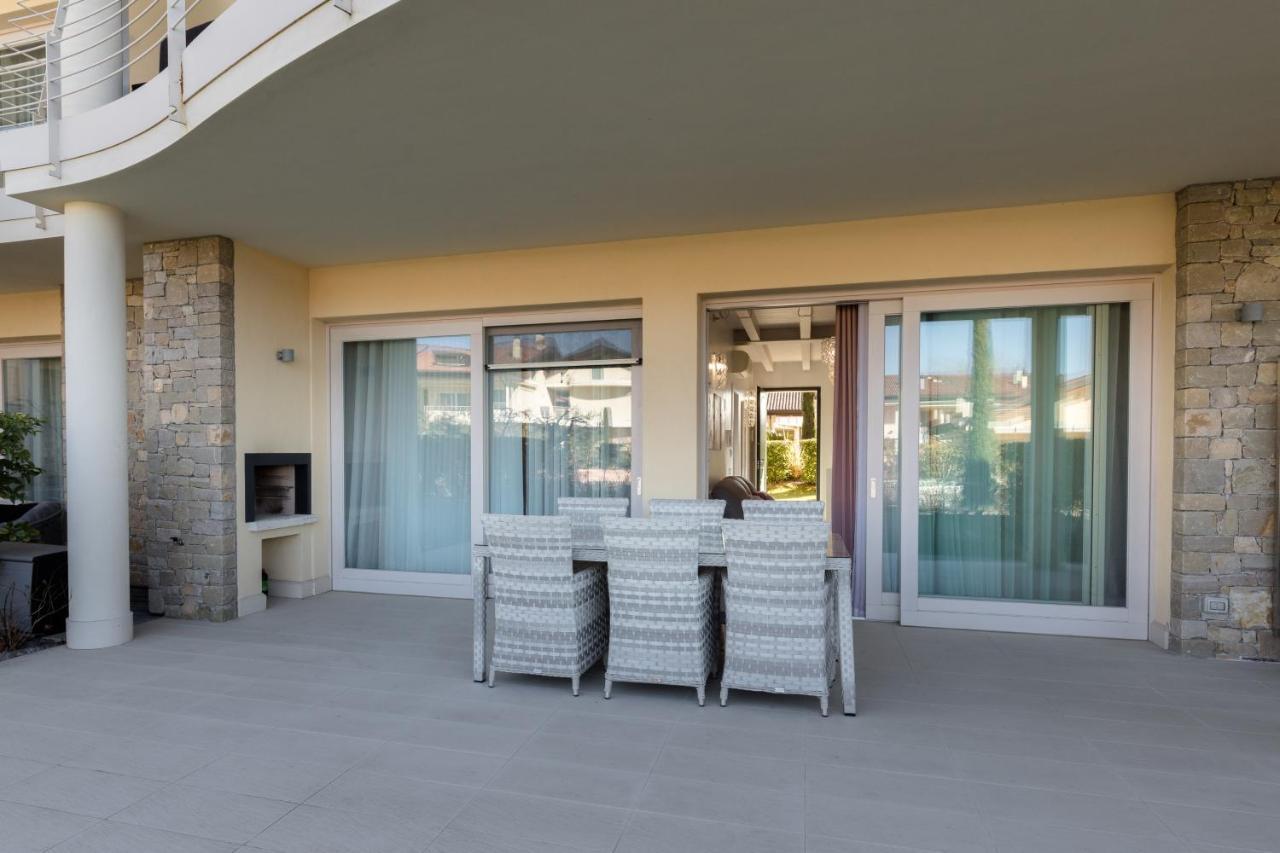 Apartment Blue Laguna Sirmione Bagian luar foto